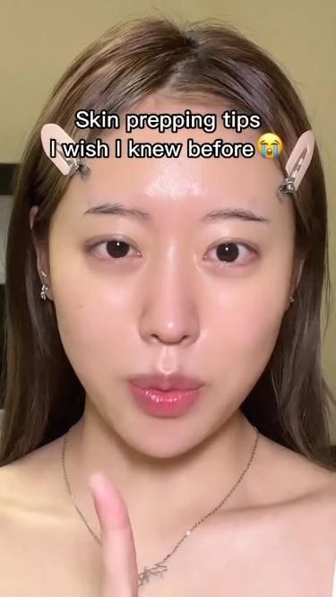 Skin prepping tips Kbeauty Korean Skincare, Glass Skin Skincare, Skincare Tutorial, Korean Skin Care Secrets, Korean Sunscreen, Aesthetic Glass, Natural Face Skin Care, Beauty Of Joseon, Skin Care Tutorial