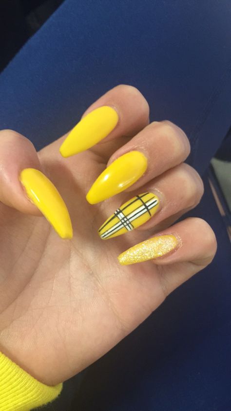 Yellow Plaid Nails, Acrylic Nails Yellow, Plaid Nail Art, Nails Yellow, Plaid Nails, Yellow Nails, Yellow Plaid, Nails On Fleek, Color Ideas