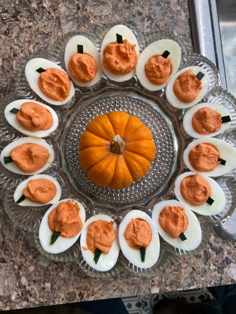 Fall General Reveal, Fall Gender Reveal Food, Fall Gender Reveal Decor, November Gender Reveal Ideas For Party, Halloween Gender Reveal Food Ideas, Turkey Gender Reveal Ideas, Fall Gender Reveal Food Ideas, Gender Reveal Ideas Fall Theme, Gender Reveal October