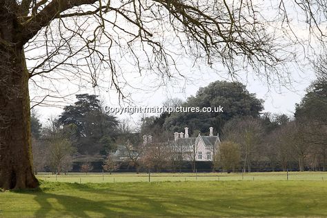 Adelaide Cottage Windsor, Adelaide Cottage, Peter Townsend, Anmer Hall, Windsor Homes, Wales Family, William The Conqueror, Royal Residence, House Of Windsor