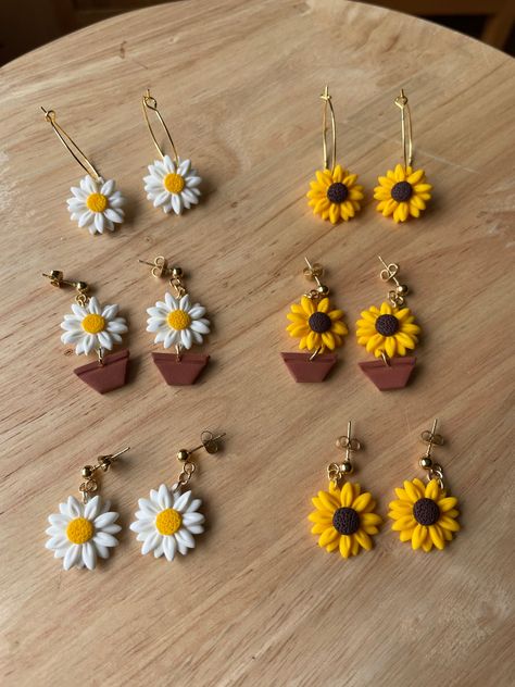 Sunflower Earrings Clay, Beautiful Clay Earrings, Handmade Polymer Clay Earrings, Clay Art Earrings, One Piece Earrings, Clay Earring Designs, Clay Sunflower Earrings, Sunflower Clay Earrings, Clay Jewellery Handmade