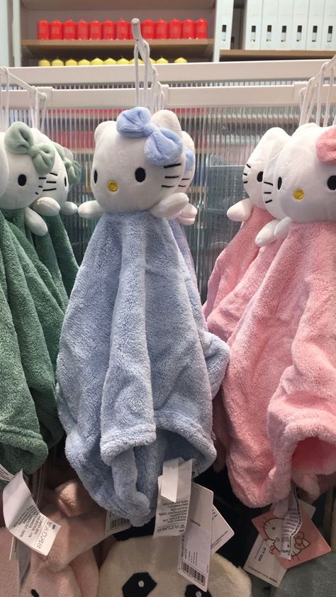 Kitty Ideas, Kitty Aesthetic, Images Hello Kitty, Hello Kitty Baby, Sanrio Stuff, Hello Kitty Rooms, Hello Kitty Aesthetic, Hello Kitty Accessories, Foto Baby