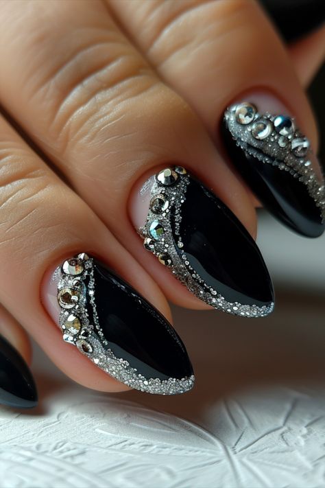 Black Nails 2024 Gold Aesthetic Nails, Galactic Glamour, Stage Dive, Bling Nail Art, Diamond Nail Art, Gothic Glam, Stunning Nail Designs, Black Nail Designs, Black Nail