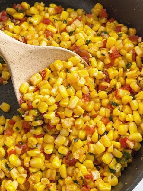 Smothered Corn Recipe, Corn And Rotel Recipes, Southern Corn Recipes Side Dishes, Sauteed Corn Mexican, Mexican Fried Corn, Southwest Corn Recipe, Seasoned Corn Recipes, Southwestern Thanksgiving, Skillet Fried Corn