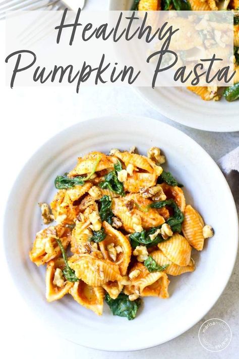 Spinach Dish, Creamy Pumpkin Pasta, Pumpkin Recipes Dinner, Pumpkin Pasta, Fall Dinner Party, Fall Dinner Recipes, Spinach Pasta, Healthy Pasta Recipes, Quick Weeknight Meals