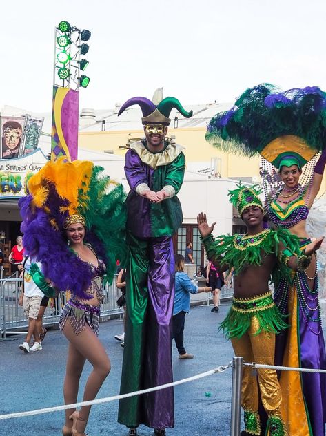 Tiana Core, New Orleans Party, Mardi Gras New Orleans, Remy Lebeau, Garden Goddess, Jester Costume, Band Playing, Folk Culture, New Orleans Style