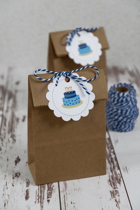 Free Printable Blue Birthday Cake Gift Tags – FAKING IT FABULOUS Diy Birthday Bags Brown Paper, Party Pack Ideas, Free Printable Gift Tags Birthday, Birthday Gift Tags Printable, Blue Birthday Cake, Return Gifts For Kids, Birthday Cake Gift, Birthday Bags, Blue Birthday Cakes