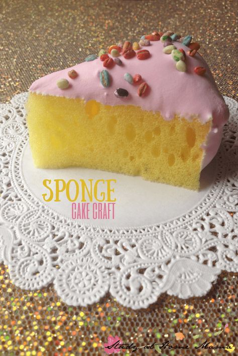 This Sponge Cake Craft is such a cute birthday craft idea for kids! Perfect for a tea party or unbirthday celebration - an easy craft for kids! Kids Craft Ideas Easy Craft For Kids, Birthday Craft, Kids Craft Ideas, Felt Food Diy, Sensory Tub, Easy Teas, Felt Play Food, Pretend Food, Cake Craft