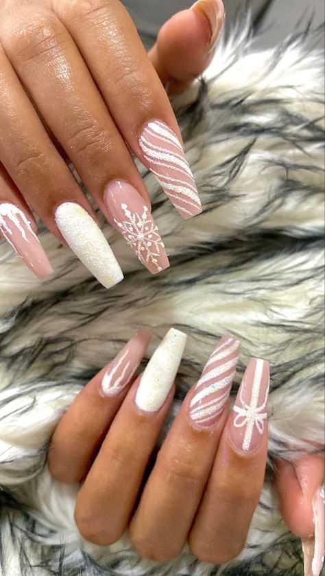 Holidays Nails, December Nails, Christmas Gel Nails, Winter Nails Acrylic, Art Student, Christmas Nails Acrylic, Acrylic Nails Coffin Short, Tapeta Pro Iphone, Nagel Inspo