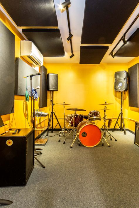 Looking for a unique way to celebrate a birthday, graduation, or other big event? Grab a rehearsal room for an stress free way to ring in the occasion. Band Rehearsal Studio, Band Practice Room, Arch Board, Band Rooms, Jam Room, Band Practice, Rehearsal Studios, Turquoise Room, Rehearsal Room