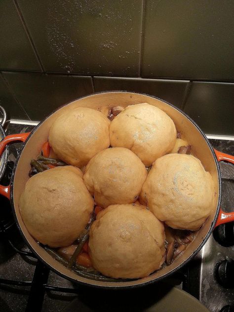 Madombi  (Dumplings) Step-By-Step South African Dumpling Recipe, Type Of Bread, Cornmeal Dumplings, South African Recipes, Types Of Bread, Dumpling Recipe, Instant Yeast, African Food, Fat Burning Drinks