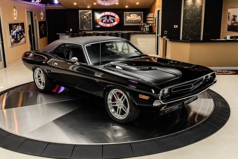 1971 Dodge Challenger | Classic Cars for Sale Michigan: Muscle & Old Cars | Vanguard Motor Sales 1971 Dodge Challenger, Old Dodge Trucks, Old Muscle Cars, Hot Rods Cars Muscle, Hemi Engine, Dodge Muscle Cars, Vintage Muscle Cars, Vintage Muscle, Power Rack