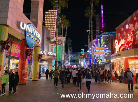 Ultimate Universal Studios Hollywood Food Guide - Oh My! Omaha Hollywood Food, Gallo Pinto, Mozzarella Sandwich, Pasta With Alfredo Sauce, Bubba Gump Shrimp, Chicken Shack, Panda Express, Universal Studios Hollywood, Pink Donuts