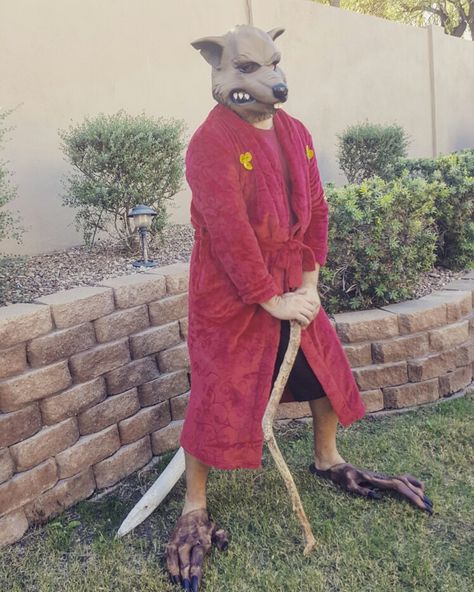 Master Splinter. Splinter Halloween Costume, Master Splinter Costume, Splinter Costume, Splinter Tmnt, Ninja Turtles Splinter, Tmnt 1987, Halloween Scenes, Master Splinter, Amazing Places To Visit