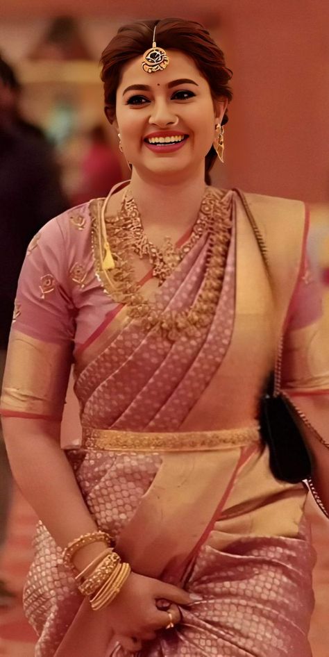 Sneha Saree, Actress Sneha, Sneha Actress, Beauty Smile, Nose Ring, Saree, Actresses, Ring, Dresses