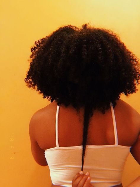 Curly Hair Growth Aesthetic, Vision Board Ideas Hair Care, Hair Growth Aesthetic Black, Hair Growth Vision Board Aesthetic, Vision Board Images Black Women, Hair Growth Asethic, Long Hair Aesthetic Black Women, Growing Hair Aesthetic, Natural Hair Asethic