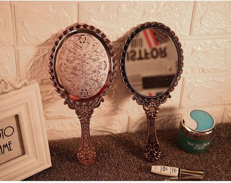 KABAKE Handheld Mirror, Hand Held Mirror with Handle, Small Travel Packet Compact Mirrors, Vintage Decorative Makeup Cosmetic Purse Mirrors for Girls Women, Bronze Makeup Dresser, Small Round Mirrors, Glamour Vintage, Retro Makeup, Makeup Vanity Mirror, Clock Vintage, Handheld Mirror, Makeup Salon, Makeup Mirrors