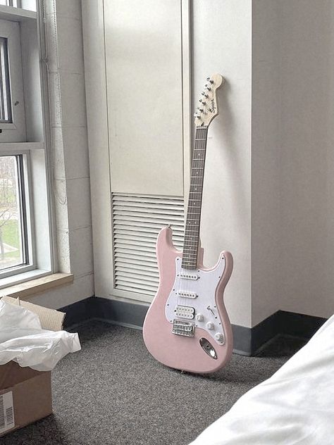 the deal by elle kennedy Bass Guitar Design Ideas, E Guitar Aesthetic, Cute Guitars, Aesthetic Electric Guitar, Electric Guitar Aesthetic, Gitar Vintage, Cute Guitar, Guitar Aesthetic, Pink Guitar