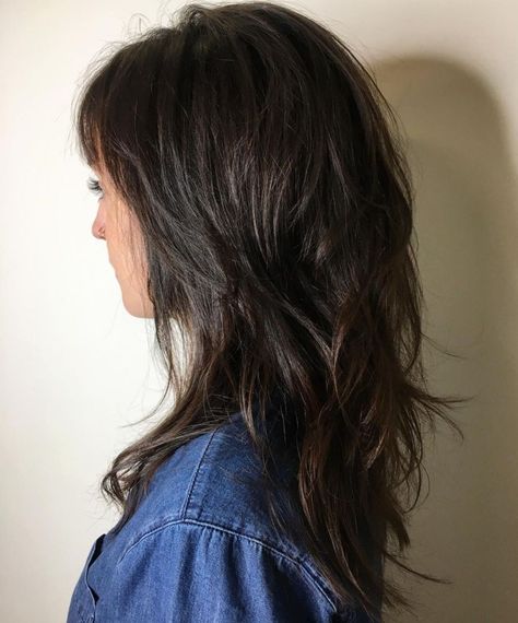 Layered and Tousled Brunette Hairstyle Long Shag Hairstyles, Long Shag Haircut, Long Shag, Shaggy Haircuts, Shag Haircuts, Shag Hairstyles, Short Fringe, Shag Haircut, Long Layers