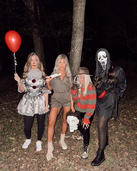 Scream Halloween Costume Ideas, Horror Killers Costumes, Trio Horror Halloween Costumes, Halloween Costumes For Trios Scary, Group Of 11 Halloween Costumes, Clown Group Costume, Scary Group Costume Ideas, Trio Scary Halloween Costumes, Scream And Freddy Costume