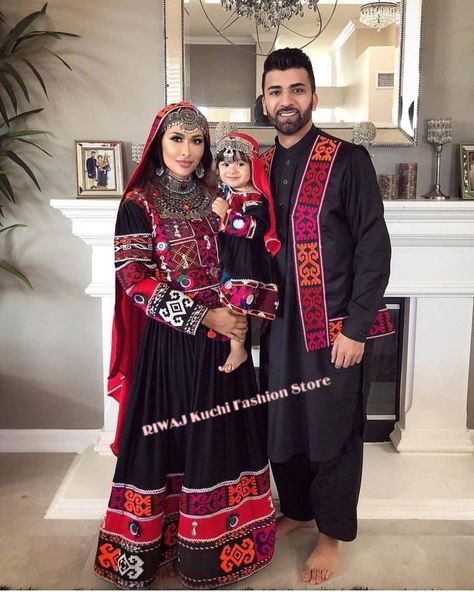 We can customize any kuchi outfit, the way you want to design it including colour, size & embroidery.

Instagram @ kuchi.traditional. Afgani Dress Wedding, Traditional Afghan Dress, Afgani Dress Fashion Style, Pakistan Traditional Dress, Pashto Dress, Afghan Traditional Dresses, Afghan Culture, Afghani Dresses, Afghan Style