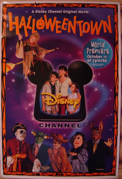 Halloweentown (1998 - Disney Channel Original Movie) Disney Channel Halloween, Teenage Movies, Kids Nostalgia, Movie Checklist, Halloween Town Movie, Disney Channel Movies, Disney Channel Original, Disney Channel Shows, Dvds Movies