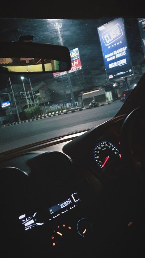 Car story
Car status
Night car driving 
Car snapchat
Snapstreak
Fake snap 
Night drive 
Car lovers 
Hyundai i20 Snap Night, Night Rides Car, Night Rides Snapchat, Night Biking, Fotografi Kota, Story Ideas Pictures, Night Scenery, Snapchat Picture, Driving Photography