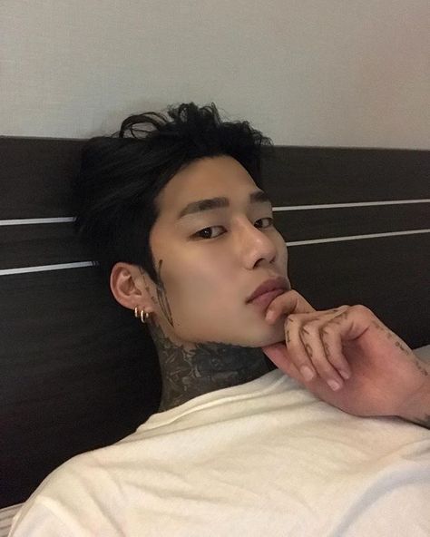 Kore Ulzzang, Handsome Asian Men, Hot Asian Men, Cute Asian Guys, The Perfect Guy, Mode Masculine, Attractive Guys, Attractive People