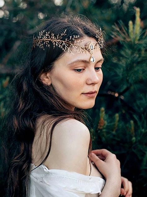 1pc Golden Flower Crown Headpiece, Gold Leaves Forehead Decor Floral Headband For Wedding, Renaissance Costume, Masquerade Halloween | SHEIN USA Forehead Crown, Masquerade Halloween Costumes, Headband For Wedding, Costume Masquerade, Masquerade Halloween, Crown Headpiece, Gold Headpiece, Floral Headband, Golden Flower