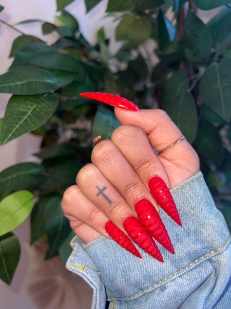 Long stiletto nails Red Ballerina Nails Long, Stilleto Red Nails Designs, Red Long Nail Designs, Red Textured Nails, Red Nails Stiletto Almond, Coffin Red Nails Design, Red Nails Pointy, Red Curved Nails, Red Bottom Stiletto Nails