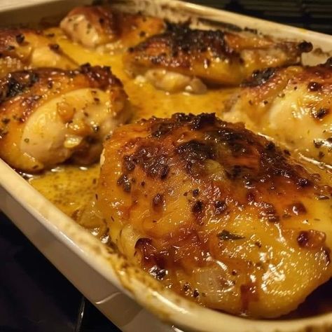 Easy Chicken Seasoning, Butter Baked Chicken, Chicken Seasoning Recipes, Pork Loin Roast Recipes, Hamburger Casseroles Recipes, Chicken Melts, Grandma Cooking, Jamie Oliver Recipes, Dinner Rolls Recipe