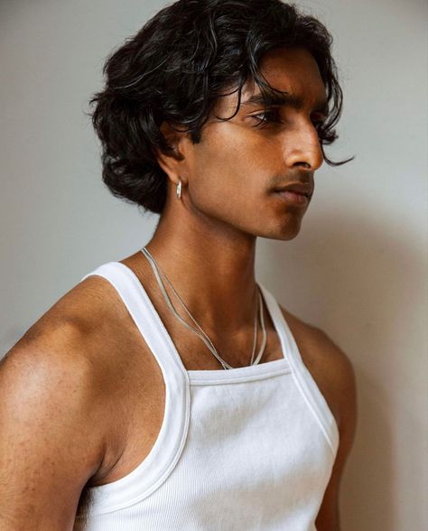 Refrence Photoshoot Male, People Of Color Reference, Spanish Models Men, South Asian Reference, Indian Man Reference, Man Smiling Side Profile, Desi Male Model, Jeenu Mahadevan Aesthetic, Latino Asian Men