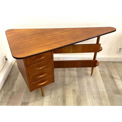 Mid-Century triangular desk with drawers in an excellent condition. Desks Mid Century Modern, Mcm Vanity Desk, Refinished Mid Century Desk, Room With 2 Desks, Mid Century Modern Corner Desk, Round Desks, Mid Century Modern Study, Mid Century Wall Desk, Mid Century Modern Office Design