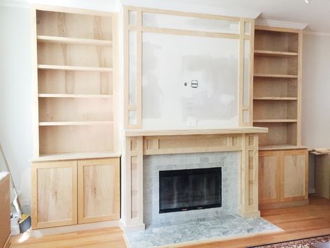 Fireplace Bookcase, Built In Around Fireplace, Built In Bookshelves, Built In Shelves Living Room, Living Room Built Ins, Fireplace Built Ins, Life Lately, Top Jeans, Fireplace Remodel