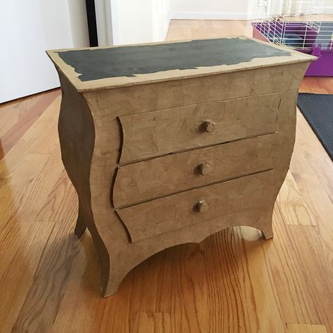 Making a paper mache nightstand Paper Mache Furniture, Victorian Nightstand, Paper Mache Table, House Halloween Party, Funny Halloween Decorations, Cardboard Construction, Haunted House Halloween Party, Paper Mache Pumpkins, Paper Mache Projects