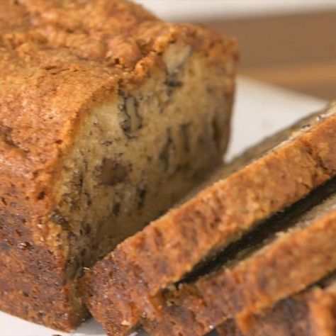 Taste of Home's perfect banana bread | GMA Perfect Banana Bread Recipe, Gma Recipes, Buttermilk Banana Bread, Perfect Banana Bread, Cooking Bananas, Moist Banana Bread, Make Banana Bread, Best Banana Bread, Nut Bread