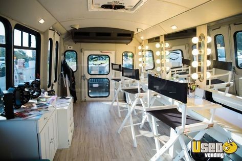 Mobile Hair / Beauty Salon ... Camper Beauty Salon, Camper Hair Salon, Travel Salon Ideas, Mobile Makeup Truck, Salon Truck Mobile, Hair And Makeup Trailer, Mobile Beauty Salon Ideas, Beauty Truck Mobile, Mobile Hair Salon Trailers