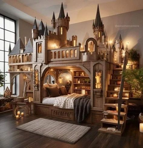 Super Cool Beds, Amazing Beds, Castle Bed, Dream Bedroom Inspiration, Amazing Bedroom Designs, Harry Potter Room Decor, Harry Potter Bedroom, Fantasy Furniture, Kids Room Interior Design