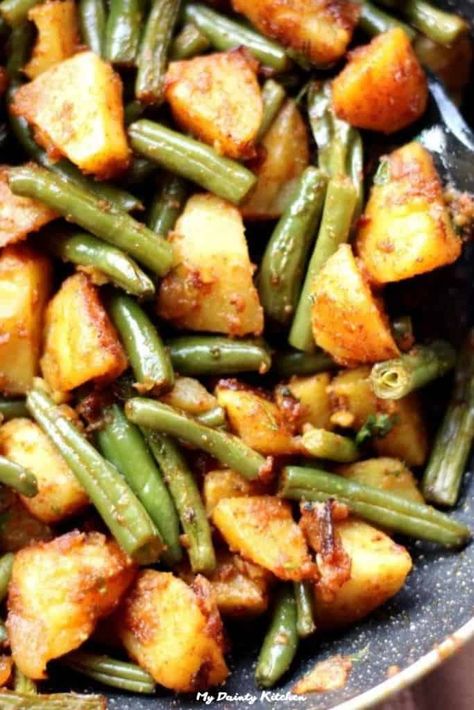 Green Beans and Potatoes - My Dainty Kitchen Green Beans And Potatoes Stove Top, Roasted Green Beans And Potatoes, Roasted Potatoes And Green Beans, Oven Green Beans, Seasoned Green Beans, Beans And Potatoes, Roast In The Oven, Sauteed Potatoes, Potatoes And Green Beans