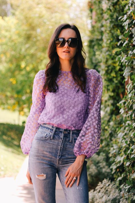 Lavender Top Outfit Jeans, Purple Top And Jeans Outfit, Light Purple Top Outfit, Lavender Blouse Outfit, Lavender Top Outfit, Jeans Blouse Outfit, Purple Top Outfit, Lavender Shirt, Jeans Outfit Spring