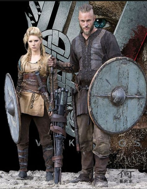 Vikings TV Show Season 1: Ragnar And Lagertha Costumes With Bonus Hair Instruction How To Ragnar And Lagertha, Lagertha Costume, Viking Halloween Costume, Escudo Viking, Lagertha Vikings, Vikings Halloween, Ragnar Vikings, Vikings Lagertha, Viking Party