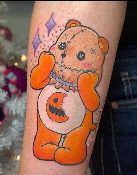 Sam From Trick Or Treat, Cute Halloween Tattoos, Halloween Tattoo Ideas, Care Bear Tattoos, Pumpkin Tattoo, Theme Tattoo, Kawaii Tattoo, Spooky Tattoos, Halloween Tattoo