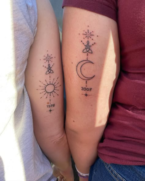 Me and my mamas matching tattoo ♥️ it represents kinda a funny thing honestly we have always said how I’m darker skinned then her and she is more light skinned and one day I said your like the sun and I’m like the moon because of our skin tone the top is the Celtic knot that represents us as mother daughter I would also say she is light that shines in my darkness and helps lead the way 🥹 Mother And Daughter Celtic Tattoo, Mother Daughter Celtic Knot Tattoo, Mother Daughter Small Tattoos, Matching Mother And Daughter Tattoos, Sun And Moon Matching Tattoos, Mother And Daughter Tatoos, Matching Tattoos Mother Daughter, Tattoo Mom, Mom Daughter Tattoos