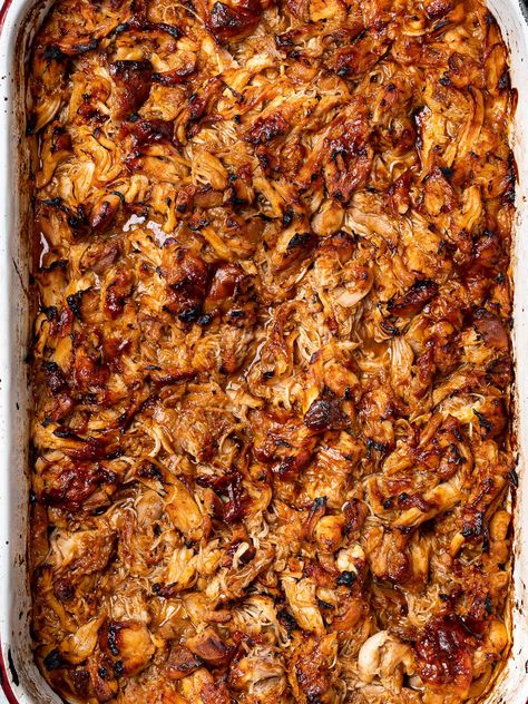 Instant Pot Pulled BBQ Chicken (Or Slow Cooker) - Sandra Valvassori Dinners With Chicken, Pulled Bbq Chicken, Delicious Chicken Recipes, Bbq Chicken Thighs, Slow Cooker Bbq Chicken, Gluten Free Cookie Recipes, Slow Cooker Bbq, Pulled Chicken, Instant Pot Recipes Chicken