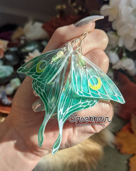 Lunar Moth Earrings, Luna Moth Accessories, Moth Wing Earrings, Luna Moth Nail Art, Moth Inspired Fashion, Luna Moth Meaning, Moth Themed Outfit, Luna Moth Jewelry, Luna Moth Outfit