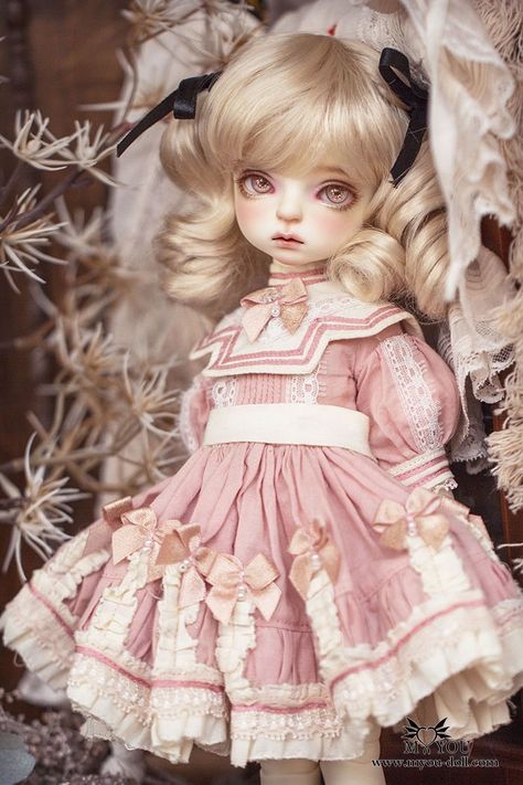 Victorian Fashion Dresses, Jointed Dolls, Doll Repaint, Bjd Doll, Doll Parts, Doll Head, Doll Face, Bjd Dolls, Ball Jointed Dolls