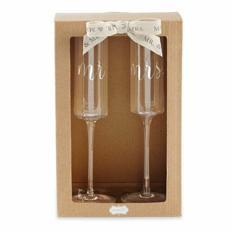 Mr. and Mrs. Wedding Champagne Set Bridal Shower Gifts For Bride, Bride And Groom Glasses, Wedding Flutes, Wedding Champagne, Champagne Flute Set, Wedding Cups, Wedding Toasts, Future Wedding Plans, Wedding Glasses