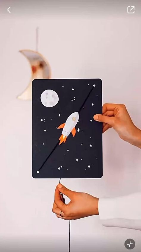 مشروعات العلوم, Sistem Solar, Paper Craft Ideas, Hand Crafts For Kids, Aktivitas Montessori, Space Rocket, Seni Origami, Diy Crafts For Kids Easy, Art Activities For Kids