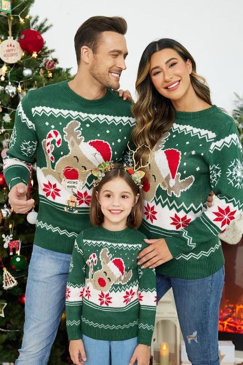 These holiday sweaters presents funny and humorous Christmas family collection. Thick knit sweater Cute Pattern Long sleeves Modern basic designed pullover sweaters. #uglysweaters #matchingoutfits #christmas Matching Family Christmas Sweaters, Outfits For Holiday, Matching Ugly Christmas Sweaters, Winter Warm Outfits, Matching Christmas Sweaters, Family Christmas Sweaters, Reindeer Christmas Sweater, Family Sweater, Xmas Outfits