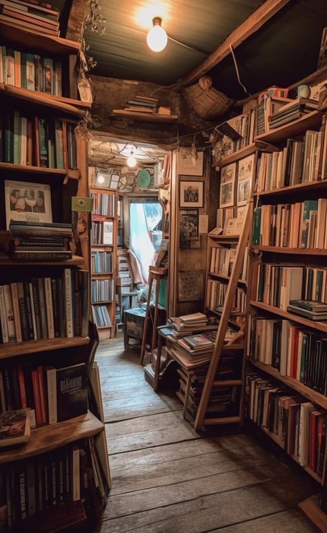 Book House Aesthetic, Antique Book Store Aesthetic, Magical Bookstore Aesthetic, Old Bookstore Aesthetic Vintage, Used Book Store Aesthetic, Moody Bookstore Aesthetic, Lots Of Books Aesthetic, Second Hand Bookstore Aesthetic, Vintage Book Store Aesthetic